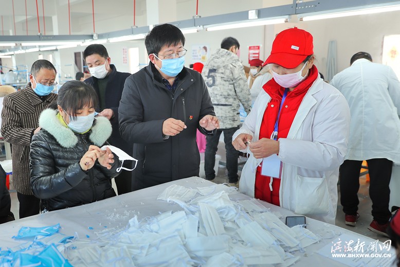 縣工信局幫助企業(yè)解決用工、生產(chǎn)問題