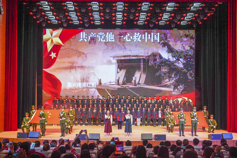 縣東元高級中學(xué)舉辦首屆校園開放日暨慶祝建黨一百周年文藝匯演活動(dòng)